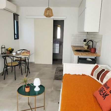 Charmant Studio Moderne Avec Exterieur "Dormir En Provence" فونتفيل المظهر الخارجي الصورة